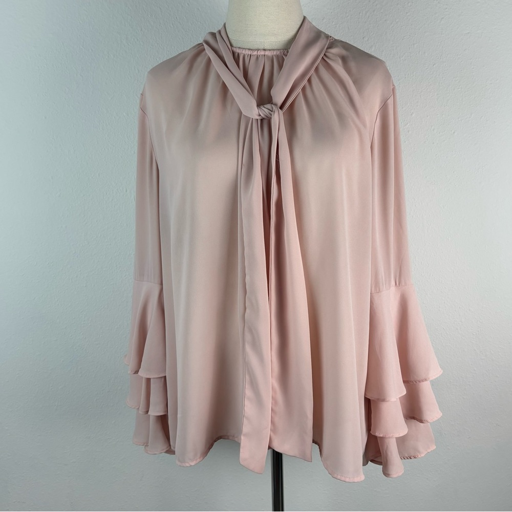 Eva Mendez Blouse View 3